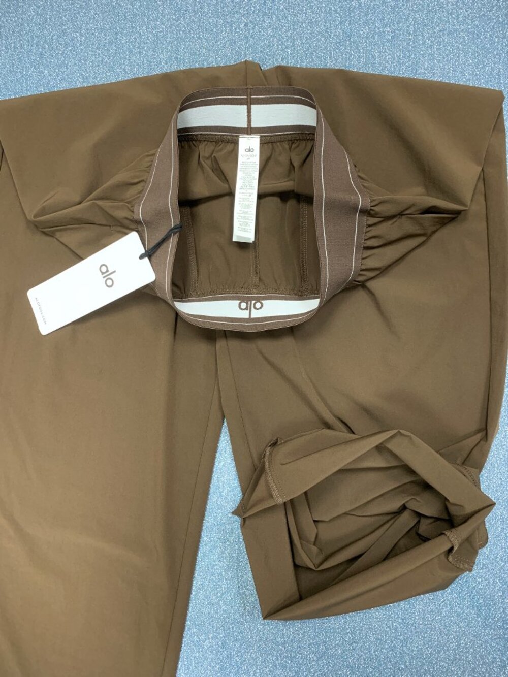 New ALO Yoga Espresso Suit Up Trouser XS M L 30" Inseam☕🏙️ - Picture 7 of 10